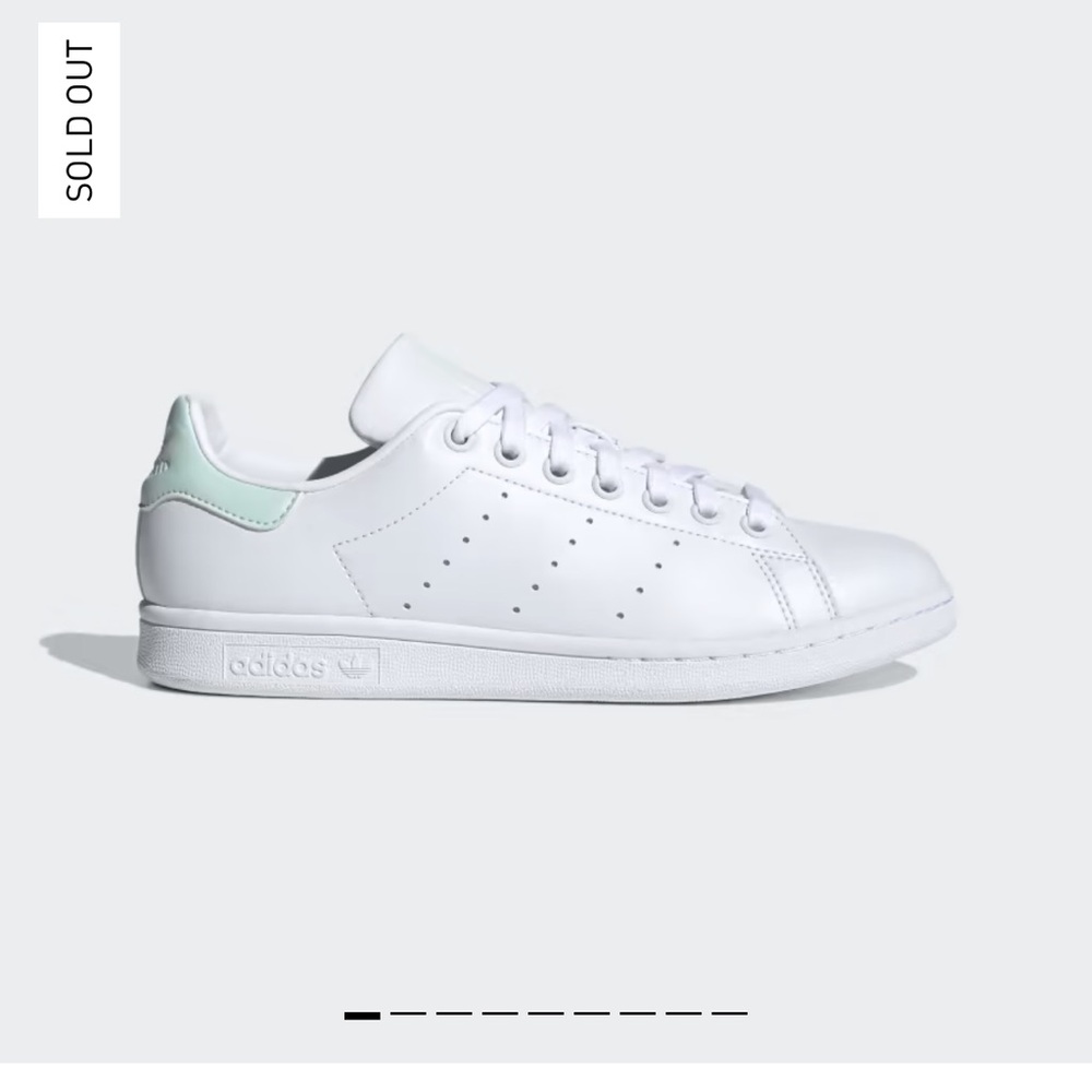 Women’s 8.5 Adidas, Stan smith, tennis shoes